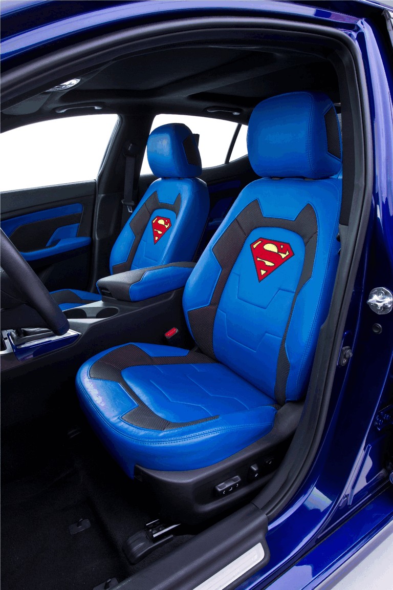 2013 Kia Optima Superman-inspired 374225