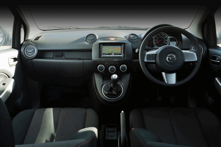 2013 Mazda 2 Venture Edition - UK version 375956