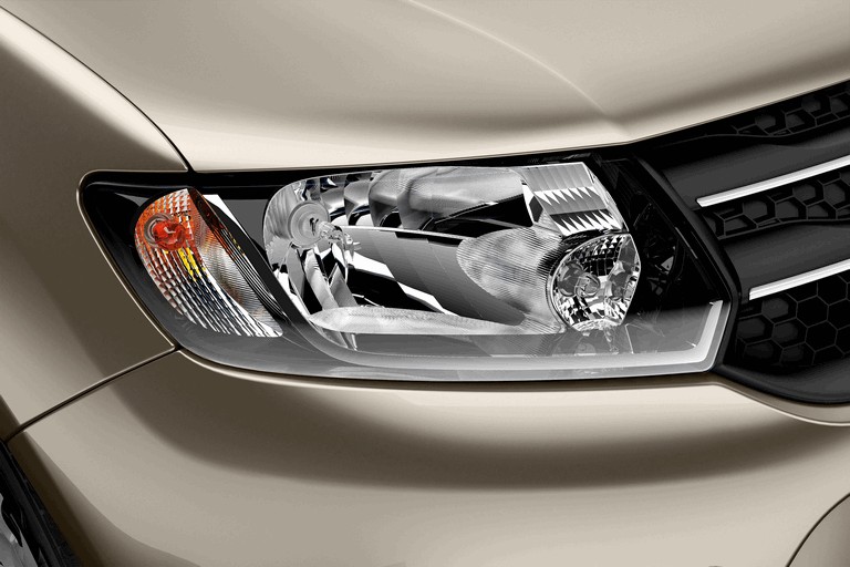 2013 Dacia Logan MCV - Free high resolution car images