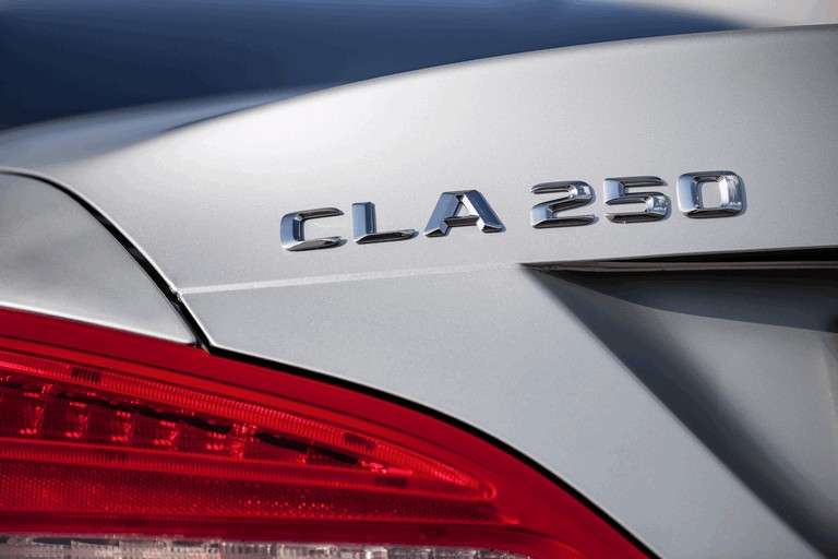 2013 Mercedes-Benz CLA250 Edition 1 377720