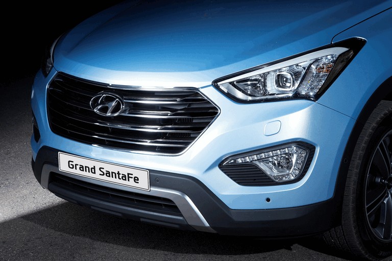 2013 Hyundai Grand Santa Fe 378005