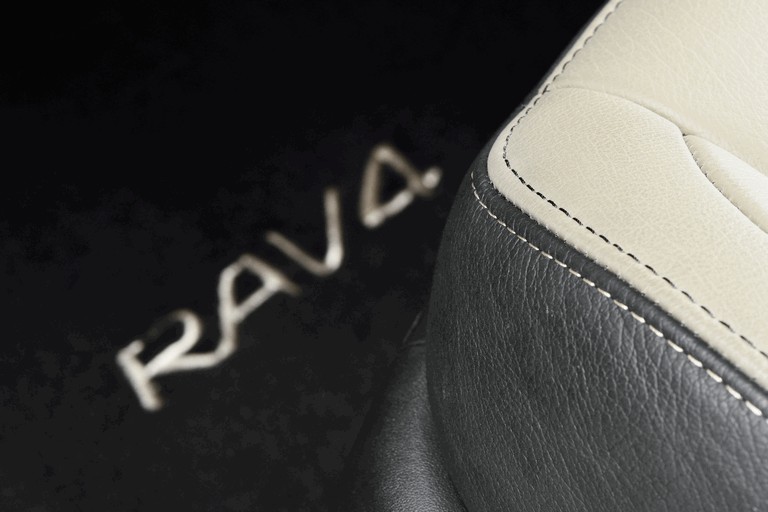 2013 Toyota RAV4 Premium by Design Studies 378025