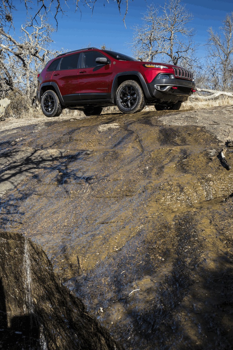 2014 Jeep Cherokee Trailhawk 379952