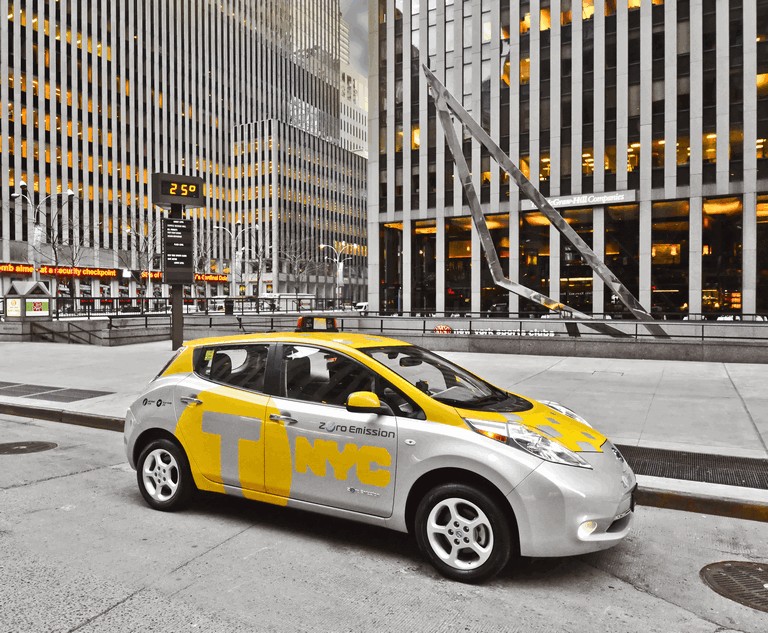 2013 Nissan Leaf - New York City Taxi 382556
