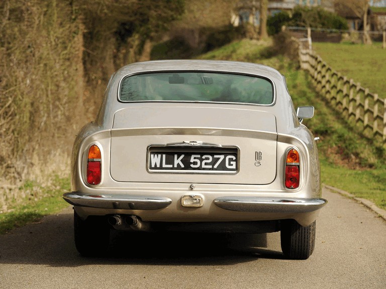 1965 Aston Martin DB6 - UK version 383584
