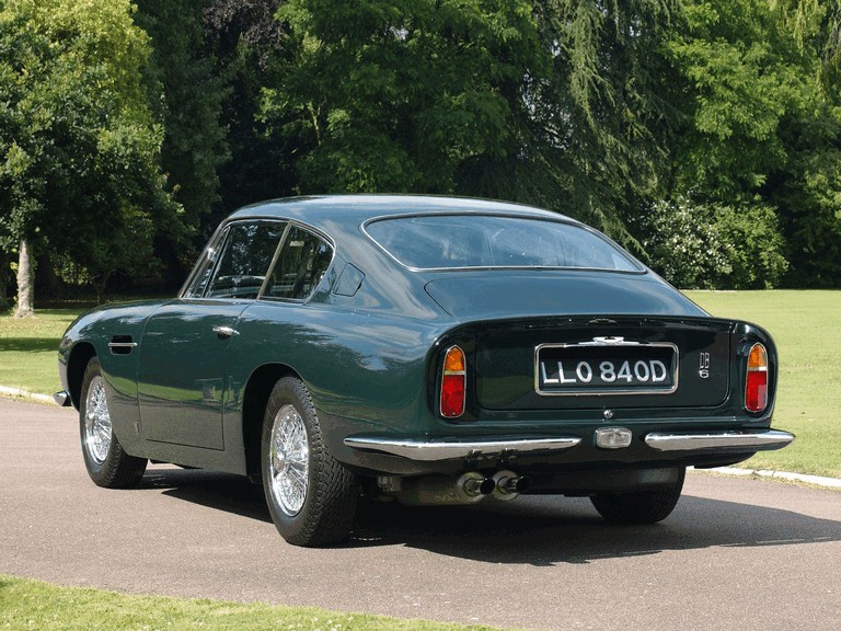 1965 Aston Martin DB6 - UK version 383602
