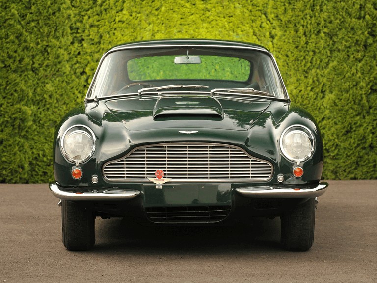 1965 Aston Martin DB6 - UK version 383603