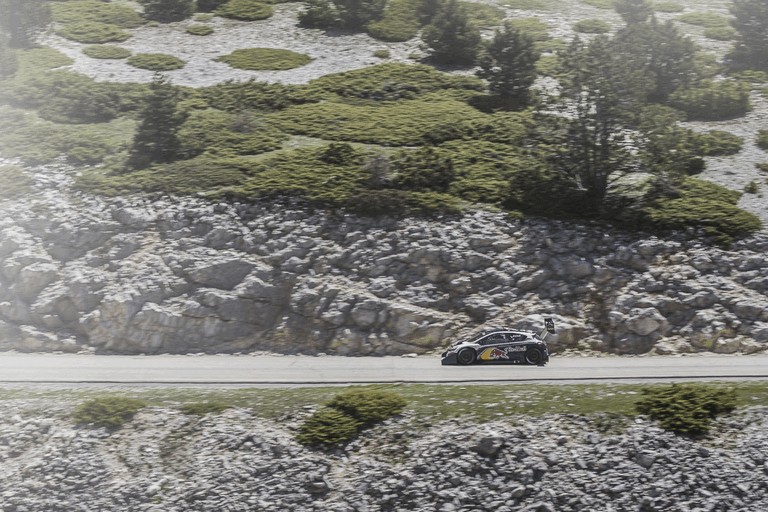 2013 Peugeot 208 T16 Pikes Peak - Mont Ventoux test 384548