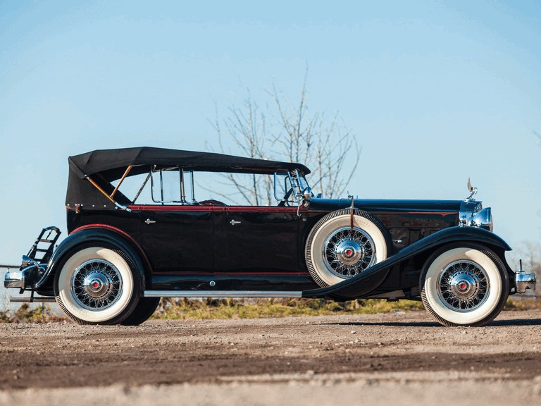 1932 Packard Deluxe Eight Sport Phaeton 384829