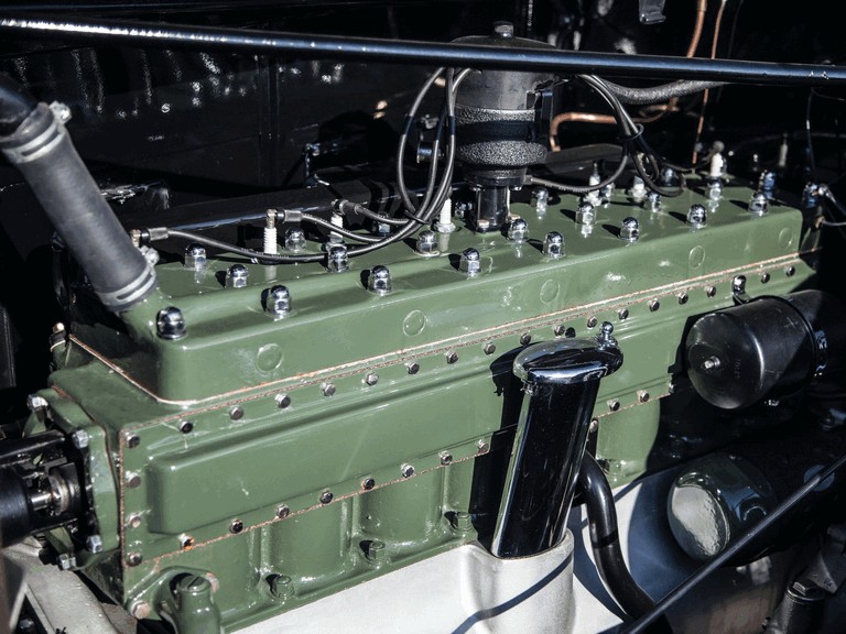 1932 Packard Deluxe Eight Sport Phaeton 384833