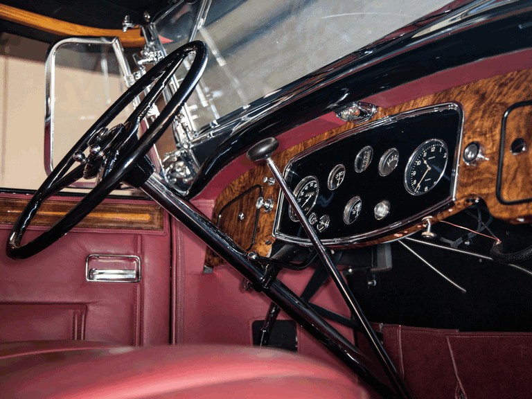 1932 Packard Deluxe Eight Sport Phaeton 384835