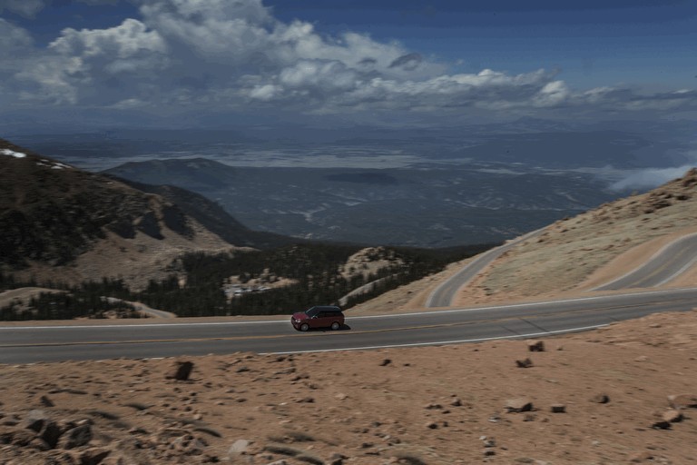 2013 Land Rover Range Rover Sport - Pikes Peak hill climb record 388253