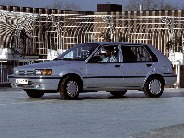 1986 Nissan Sunny ( N13 ) 5-door hatchback 1.6 SLX 388414