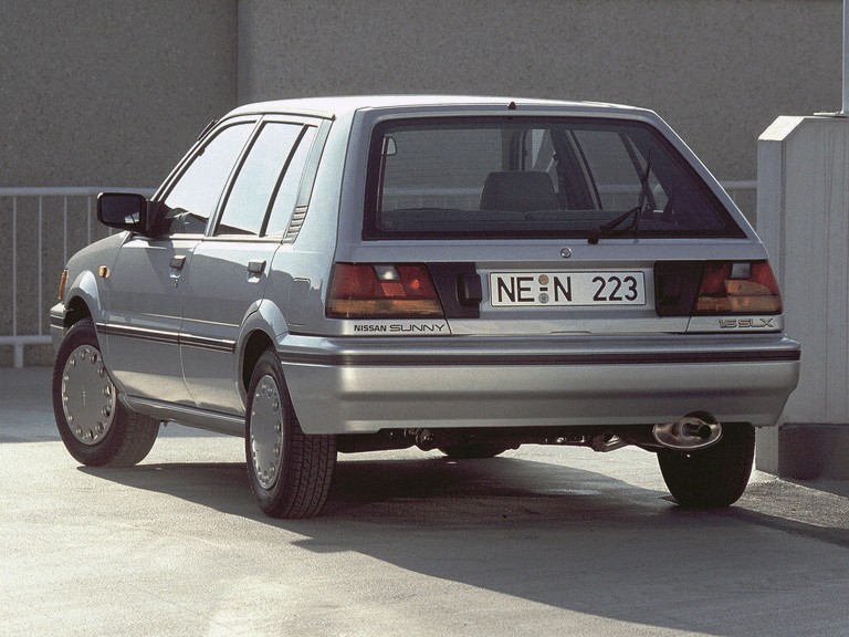 1986 Nissan Sunny ( N13 ) 5-door hatchback 1.6 SLX 388415