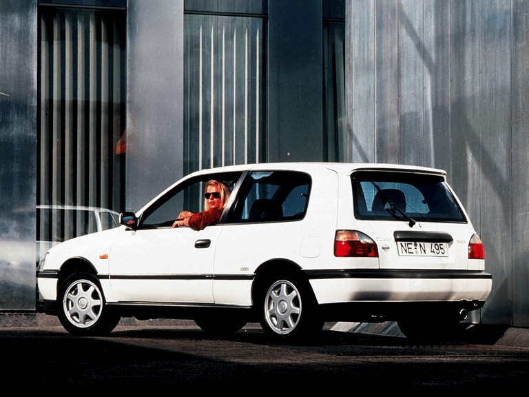 1990 Nissan Sunny ( N14 ) 3-door 388423