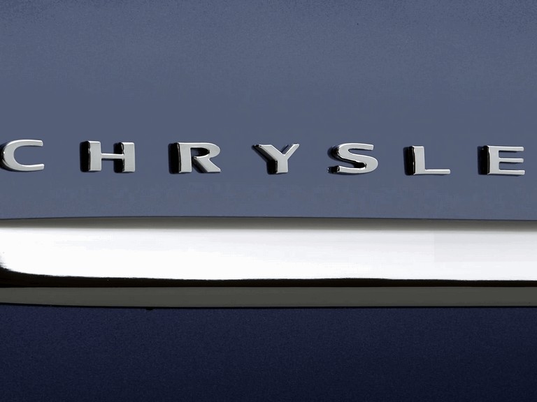 2007 Chrysler Aspen Limited 218956