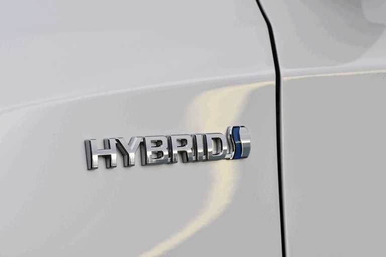 2013 Toyota Hybrid Touring Sports 390101
