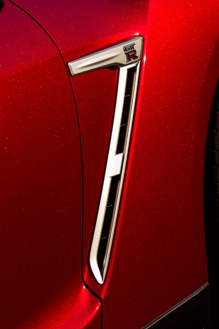 2014 Nissan GT-R ( R35 ) 403718