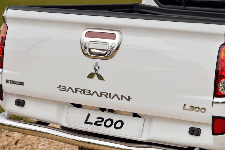 2014 Mitsubishi L200 Barbarian - UK version 409113