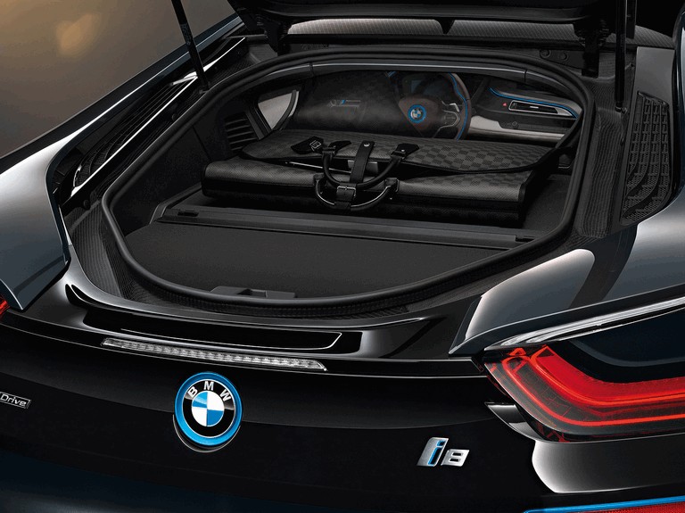2015 BMW i8 412121