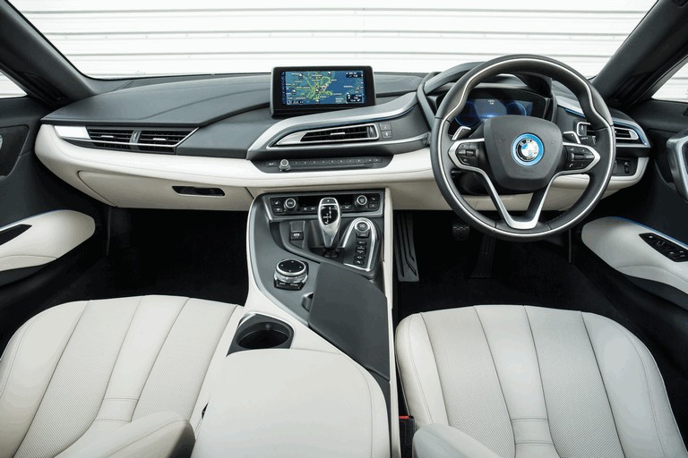 2014 BMW i8 - UK version 416396