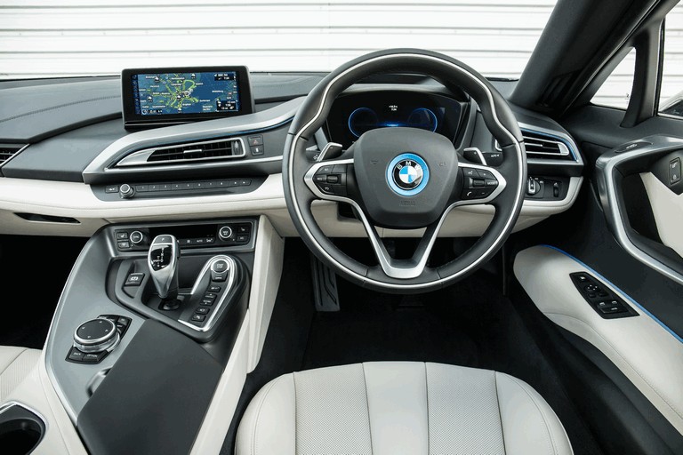 2014 BMW i8 - UK version 416397
