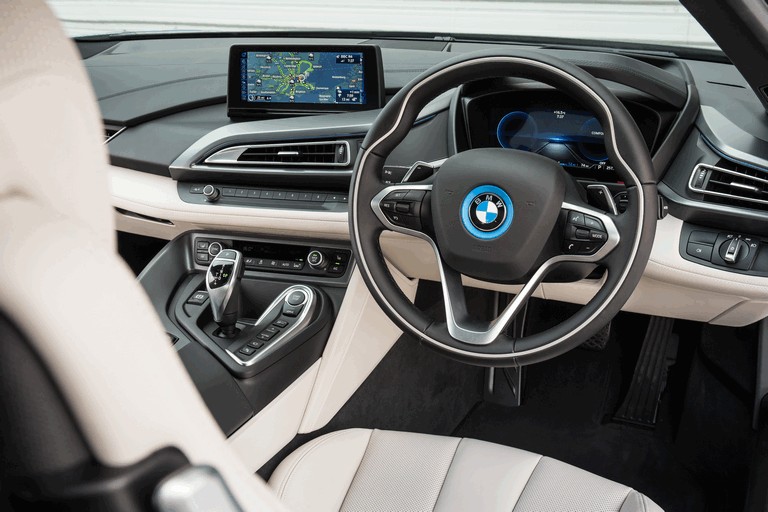 2014 BMW i8 - UK version 416402