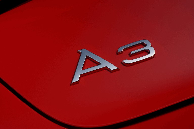 2015 Audi A3 Sportback e-tron - UK version 422093