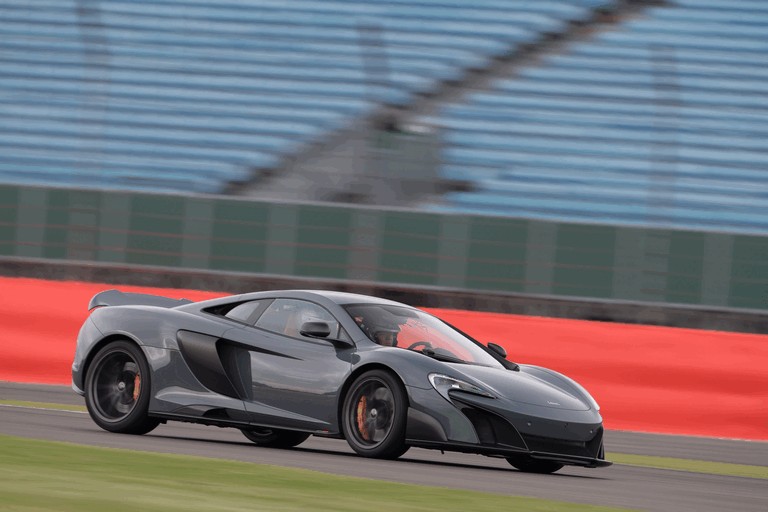 2015 McLaren 675LT 472425