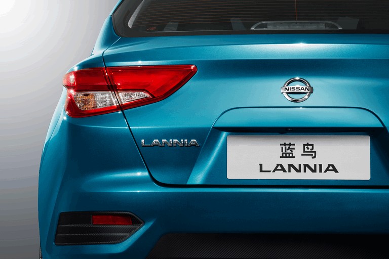 2015 Nissan Lannia 427393