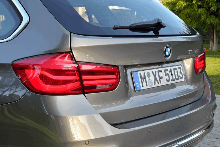 2015 BMW 330d ( F31 ) Touring Luxury Line 428846