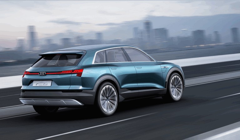 2015 Audi e-tron quattro concept 439833