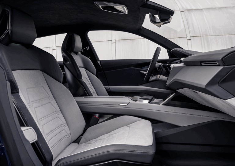2015 Audi e-tron quattro concept 439862