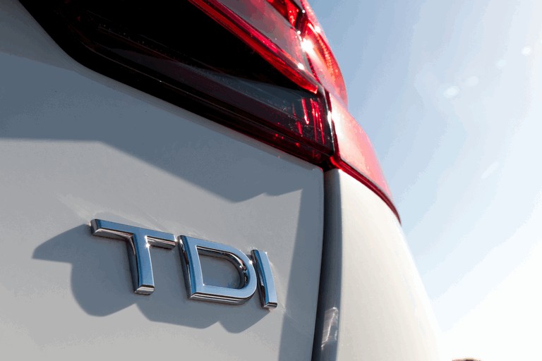 2015 Audi A4 2.0 TDI S-Line - UK version 437464