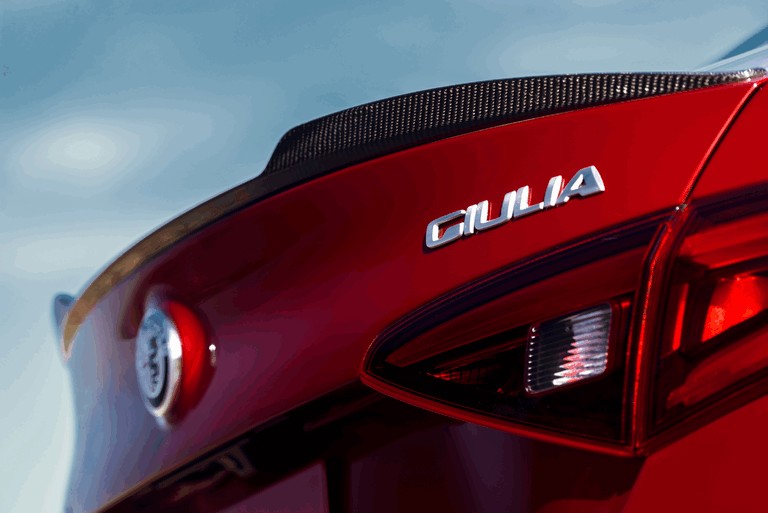 2015 Alfa Romeo Giulia Quadrifoglio - USA version 439331
