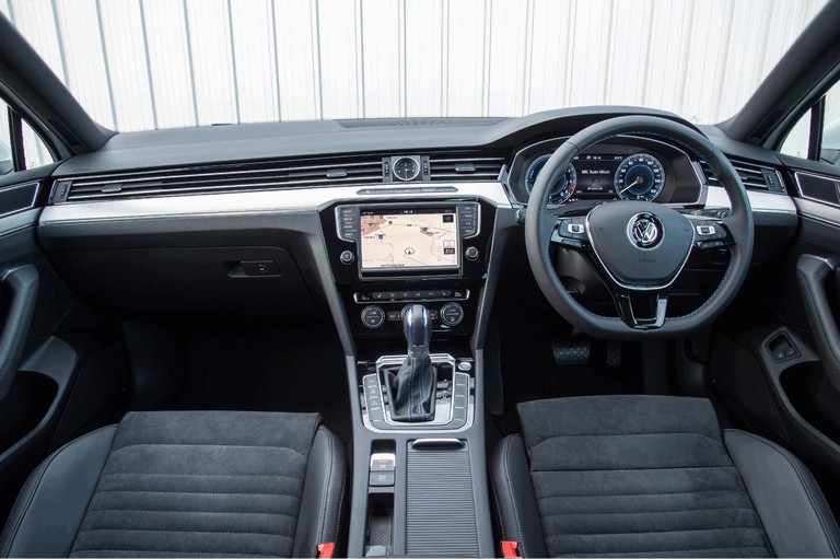 2017 Volkswagen Passat GTE - UK version 450365
