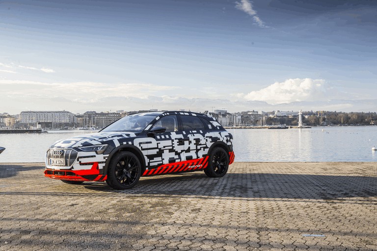 2018 Audi e-tron prototype 474448