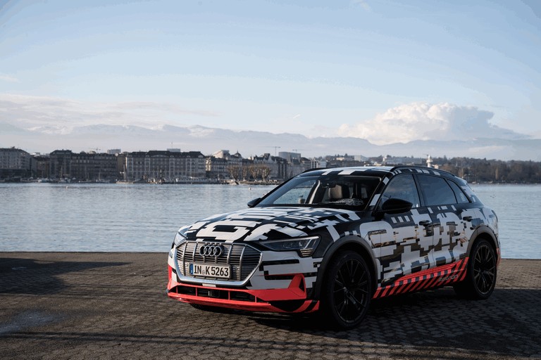 2018 Audi e-tron prototype 474487