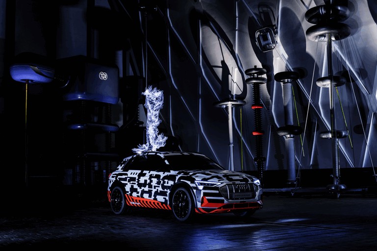 2018 Audi e-tron prototype 474525