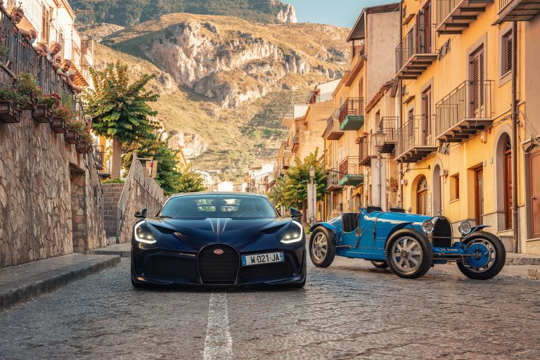 2018 Bugatti Divo 617806