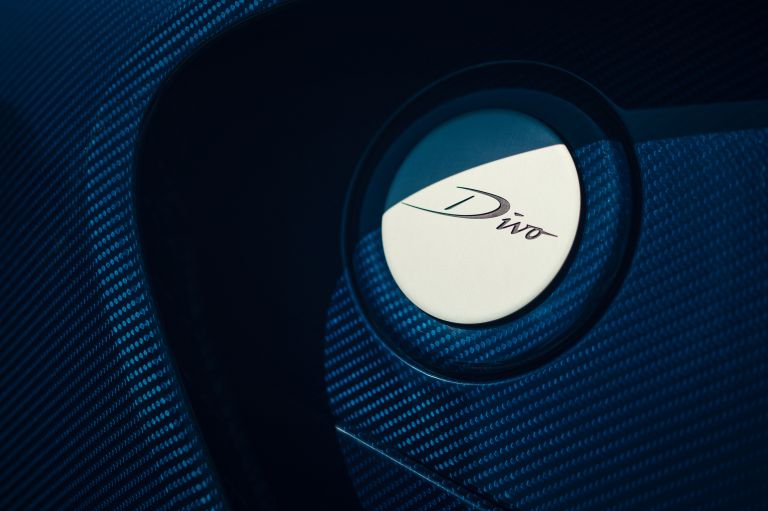 2018 Bugatti Divo 617811
