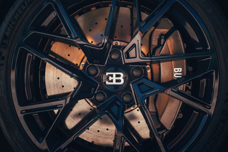 2018 Bugatti Divo 617814