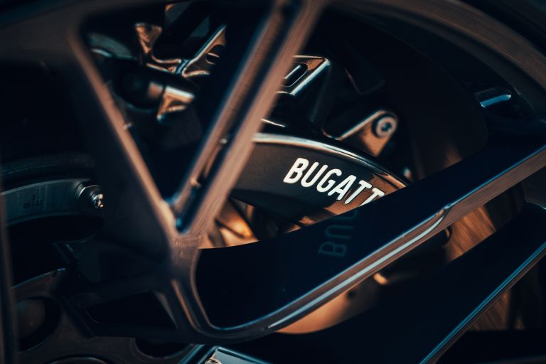 2018 Bugatti Divo 617815