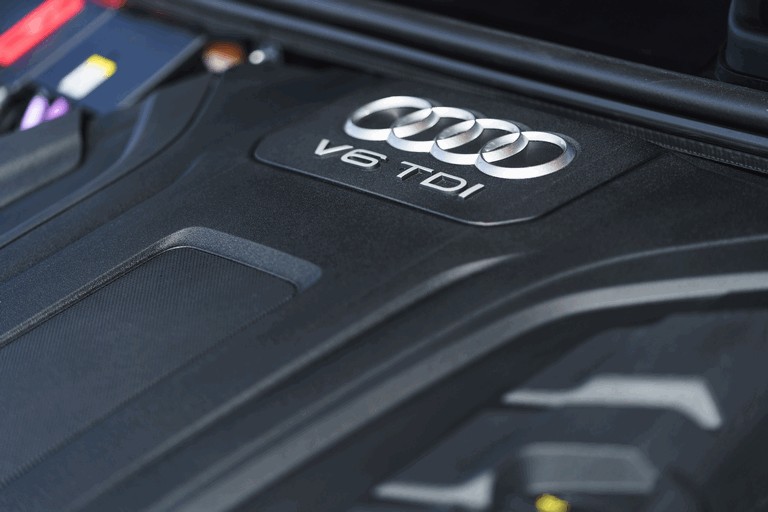2019 Audi Q8 - UK version 510633