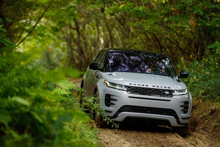 2019 Land Rover Range Rover Evoque - Free high resolution car images