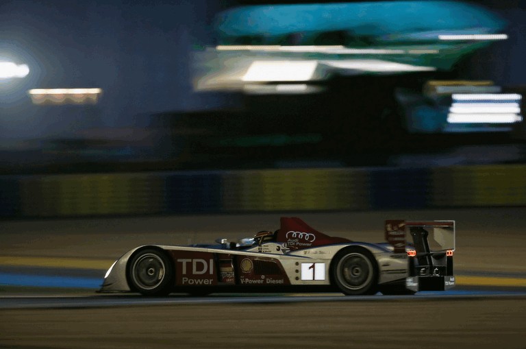 2008 Audi R10 TDI Le Mans Winner 495623