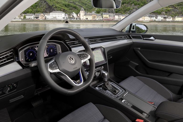 2020 Volkswagen Passat variant GTE 549240
