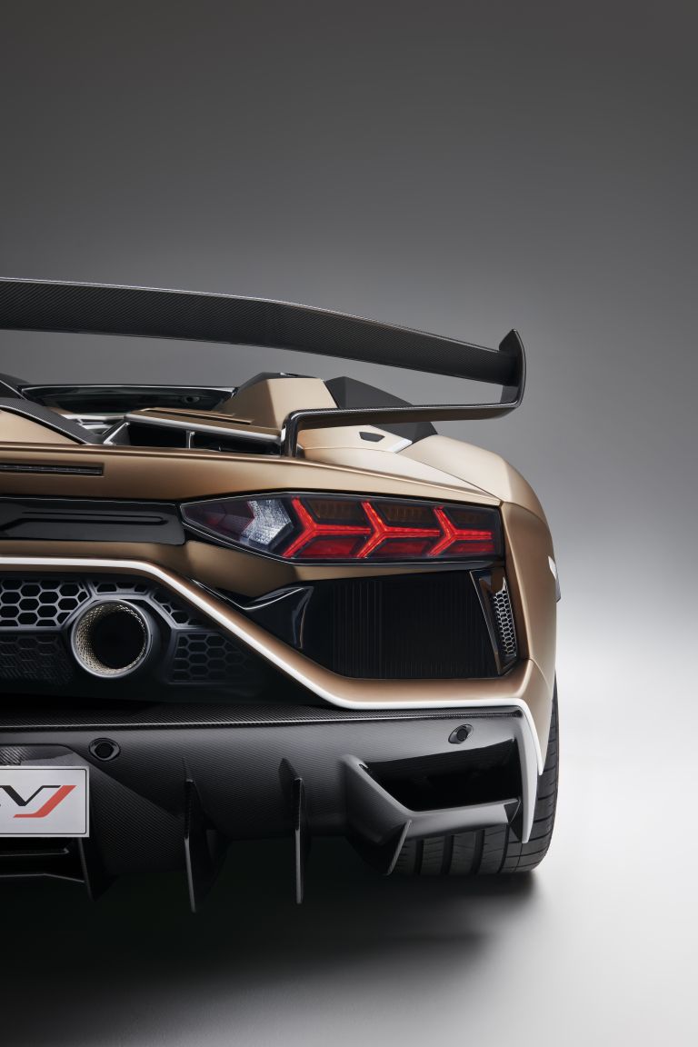 2019 Lamborghini Aventador SVJ roadster 538823