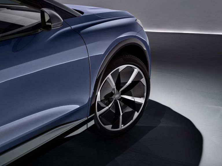 2019 Audi Q4 e-tron concept 538851