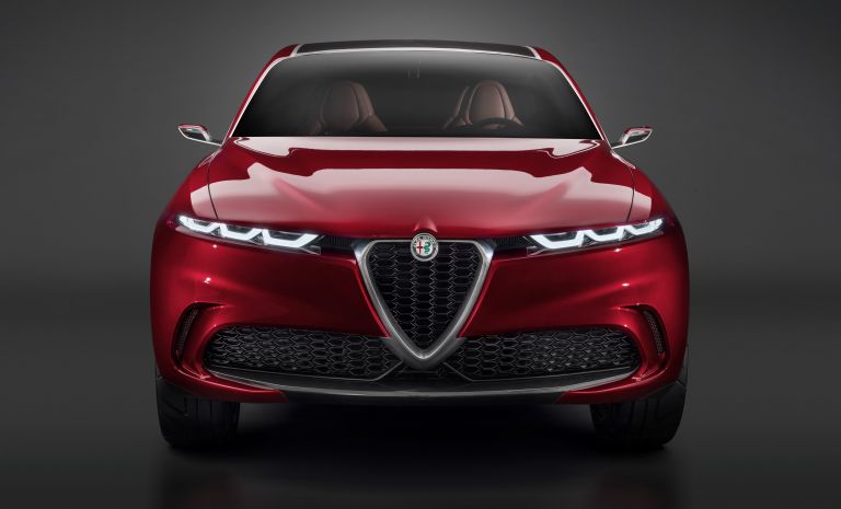 2019 Alfa Romeo Tonale concept 555995